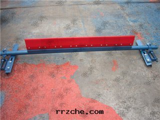 皮(pí)带(dài)清(qīng)掃器